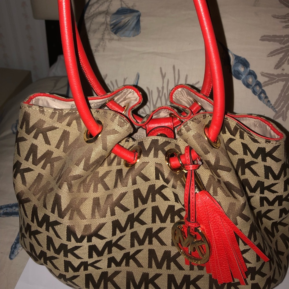 Mk purse